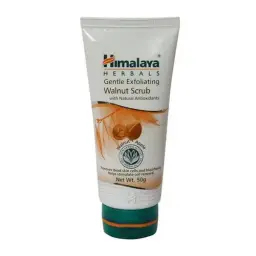 Gentle Exfoliating Walnut Scrub 150 ml - Walnut,apple - Himalaya, India